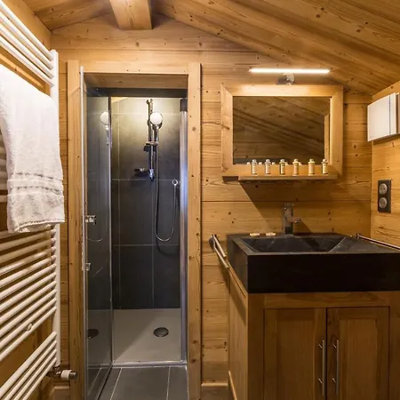 Yolo - Retreat In Steam * Chamonix Mont Blanc