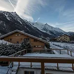 Chalet Yolo - Retreat In Steam Chamonix