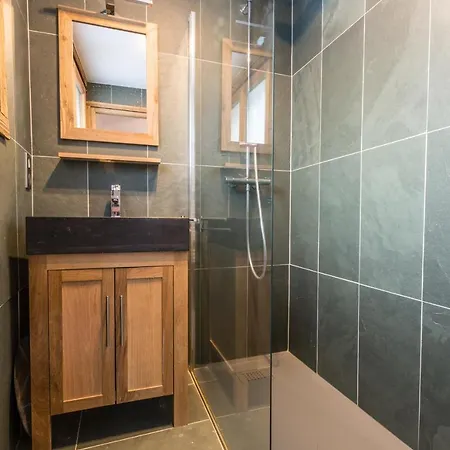 Шале Yolo - Retreat In Steam